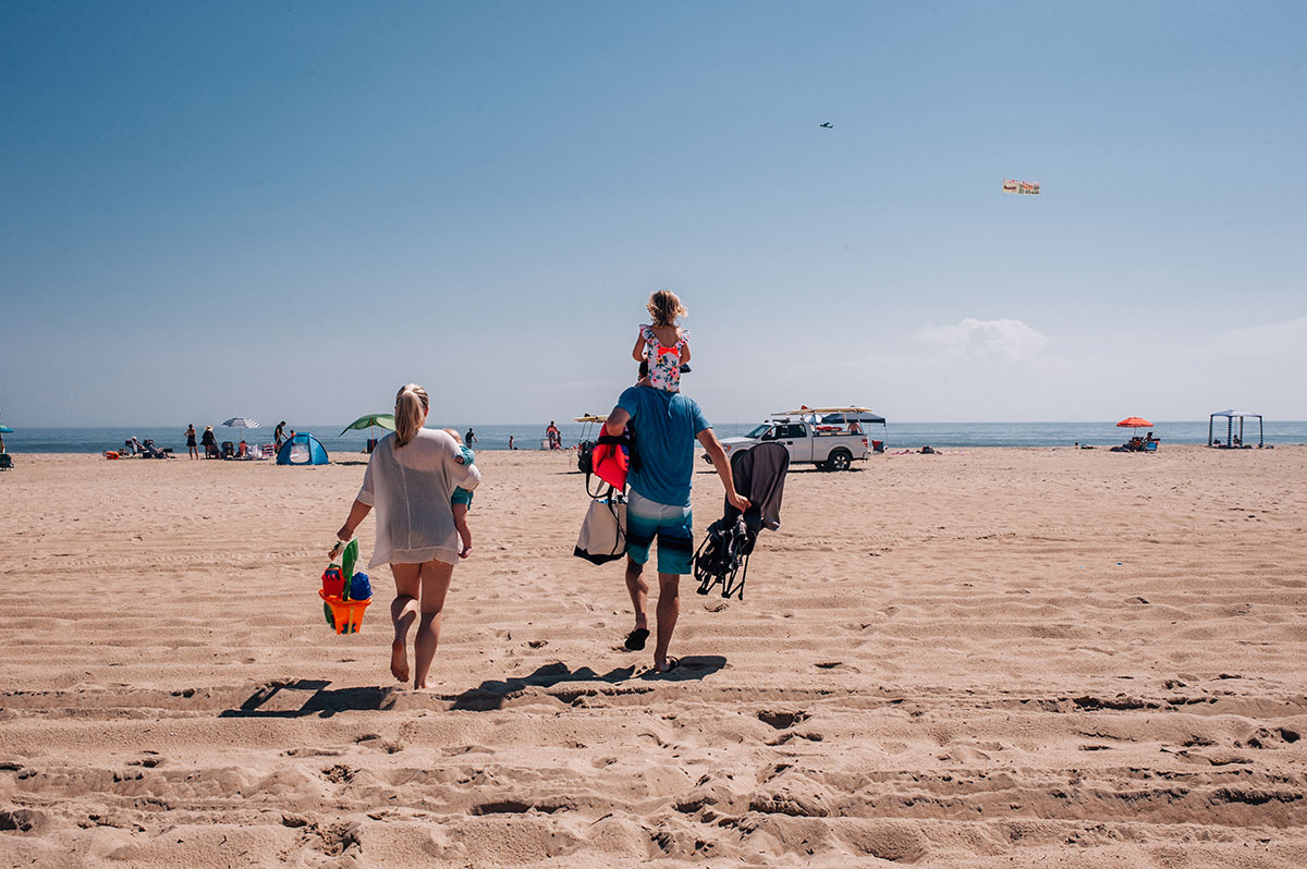 A Family Story Session in the Outer Banks of North Carolina with Dreama Spence