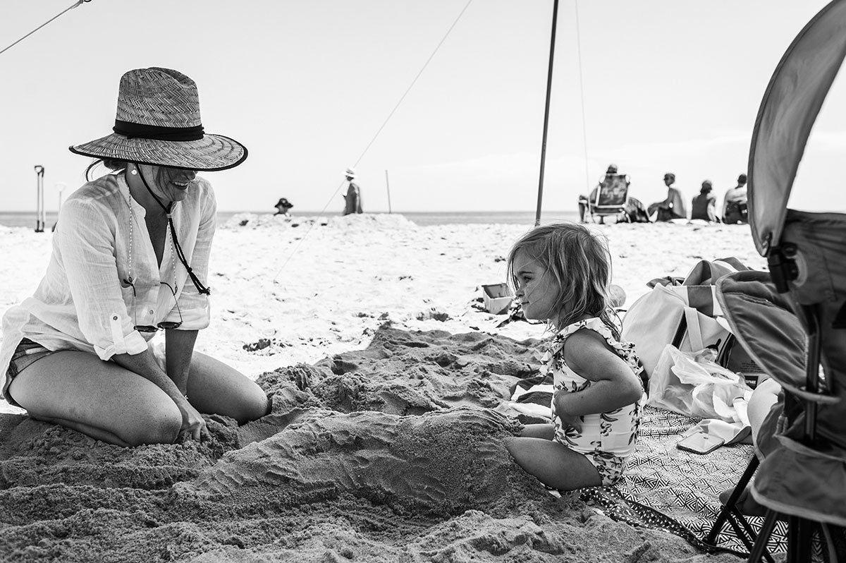 A Family Story Session in the Outer Banks of North Carolina with Dreama Spence