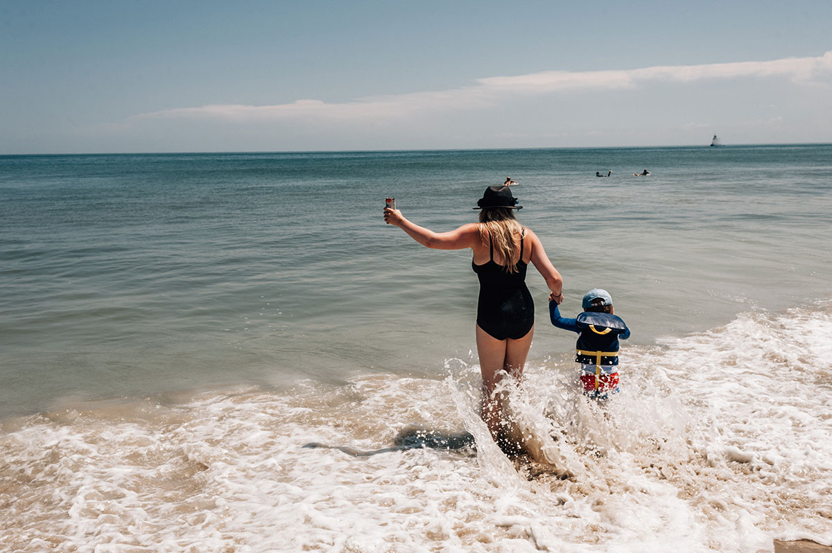 A Family Story Session in the Outer Banks of North Carolina with Dreama Spence