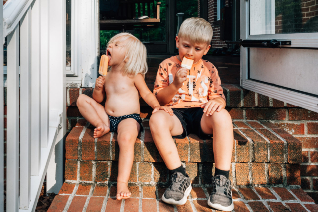 Front Porch Stories - Mini Sessions in Newport News, Virginia