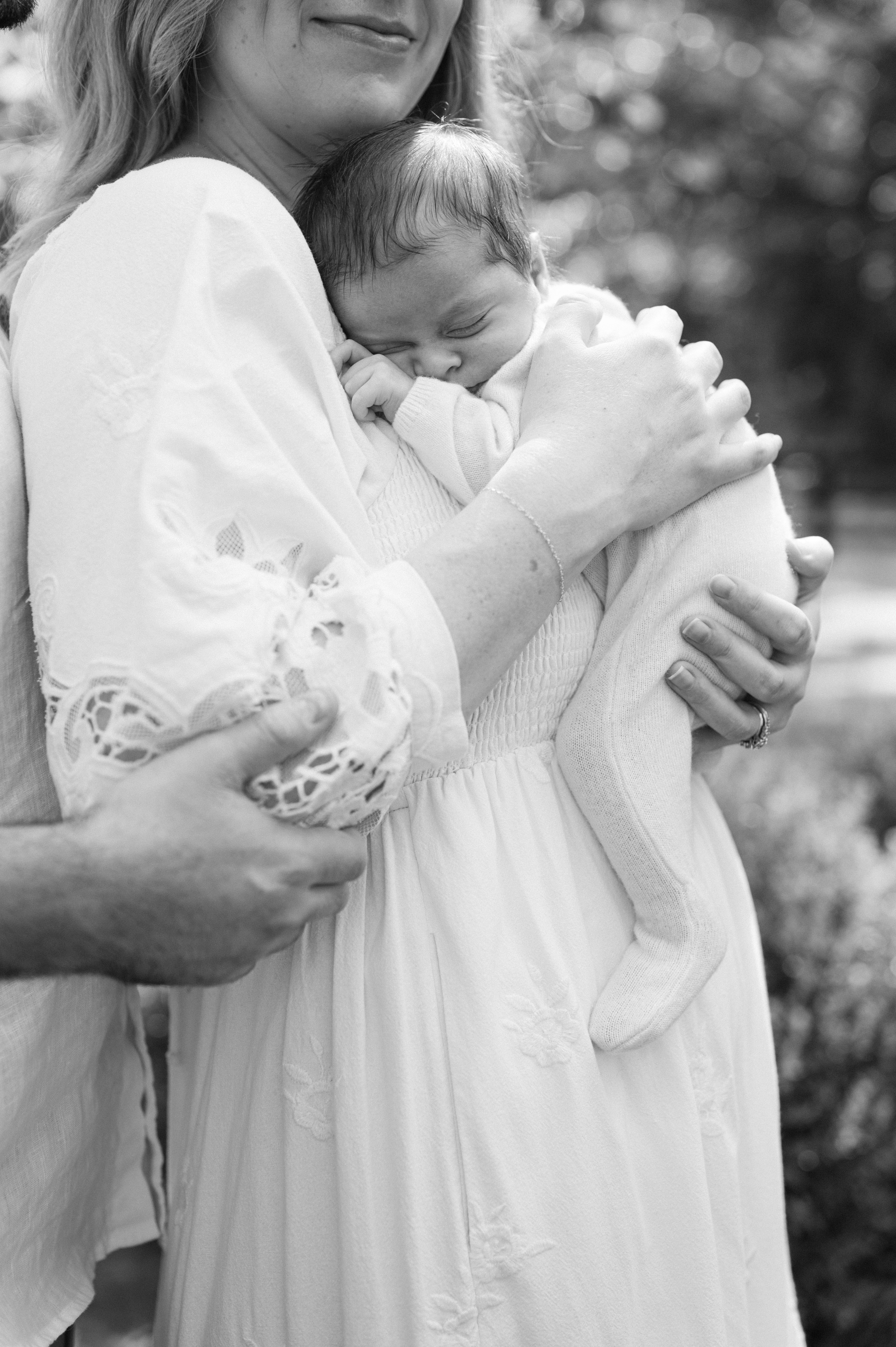 norfolk-family-photographer-newborn-mom-and-baby-088
