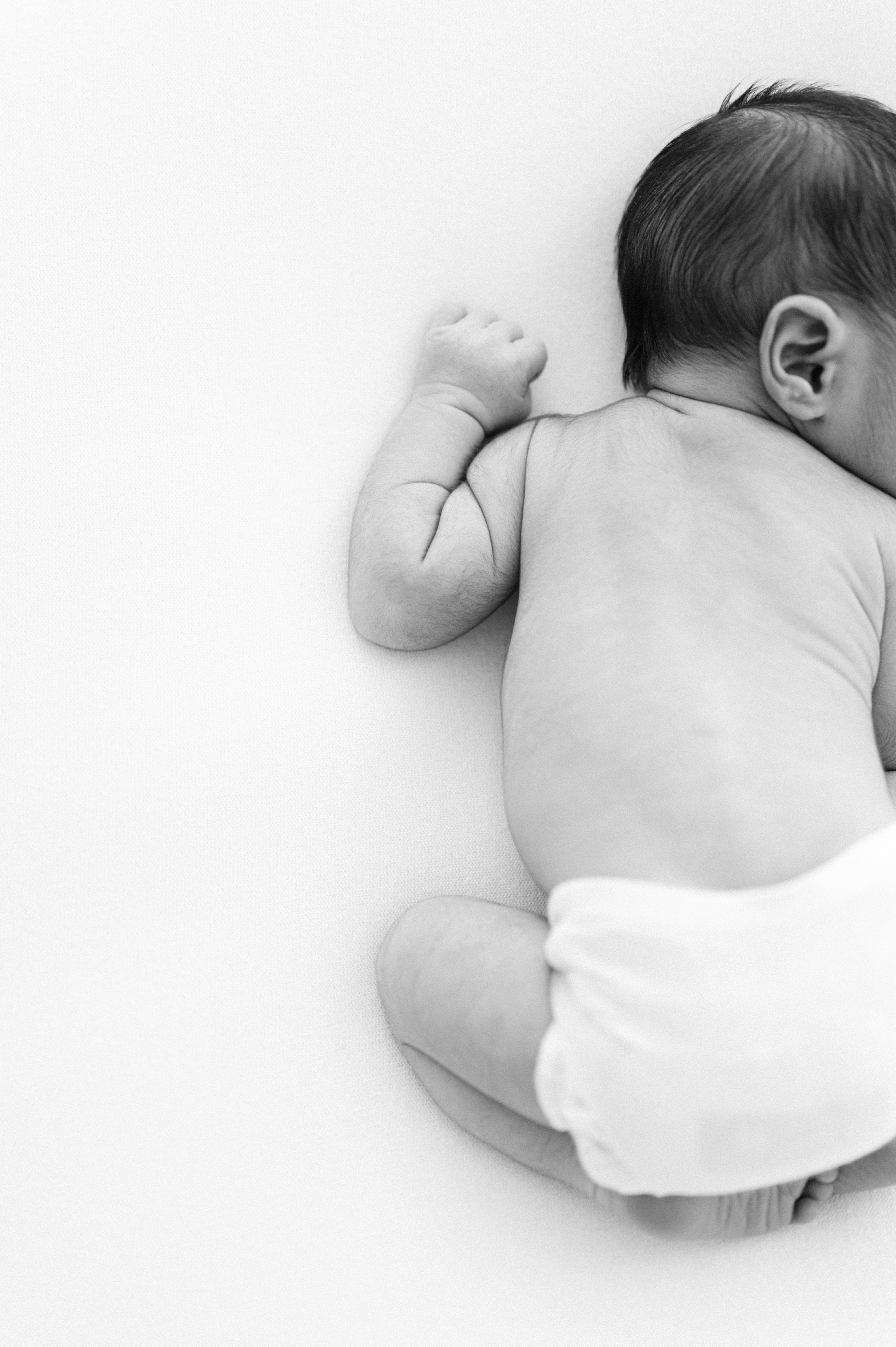 norfolk-newborn-photographer-baby-rolls-49