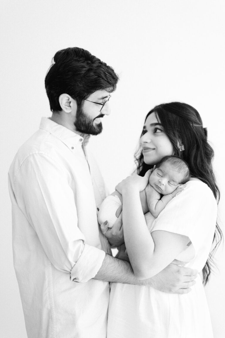norfolk-newborn-photography-studio-mother-dad-and-baby